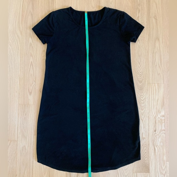 Casual Black Faux Suede T-Shirt Dress - Effortless Everyday Style - Picture 5 of 5